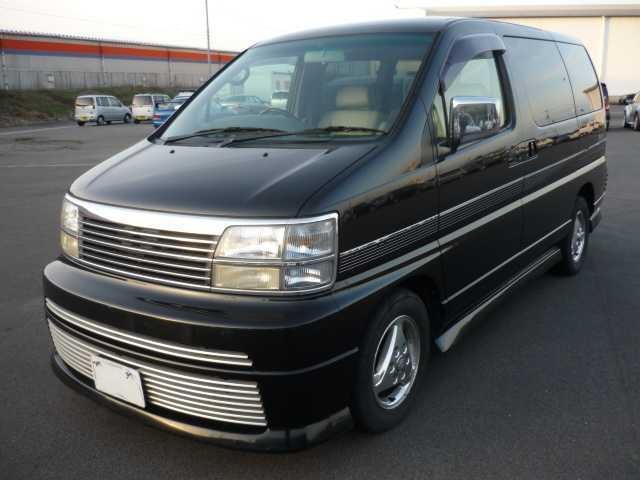 Nissan ELGRAND 1999 — фото автомобиля