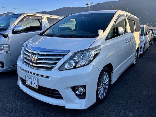 Toyota ALPHARD 2013 — фото автомобиля 1