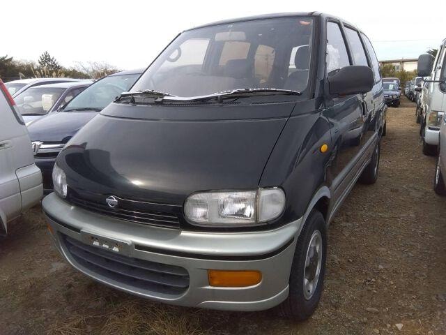 Nissan SERENA 1995 — фото автомобиля