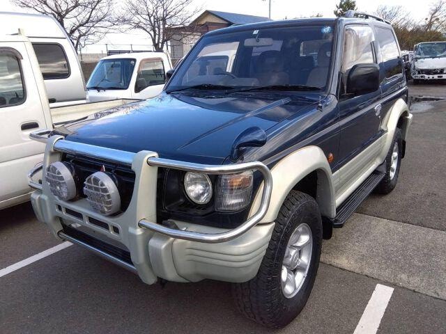 Mitsubishi PAJERO 1995 — фото автомобиля