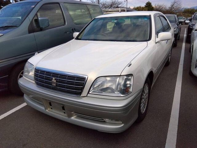 Toyota CROWN 2003 — фото автомобиля 1