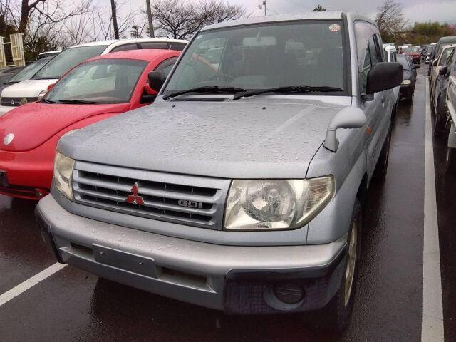 Mitsubishi PAJERO IO 1998 — фото автомобиля