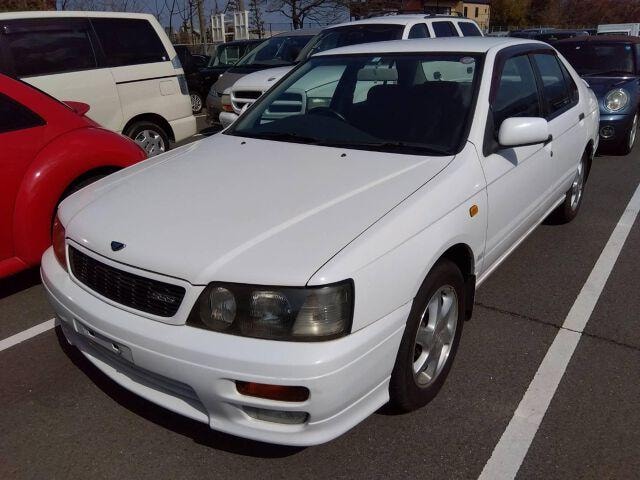 Nissan BLUEBIRD 1996 — фото автомобиля
