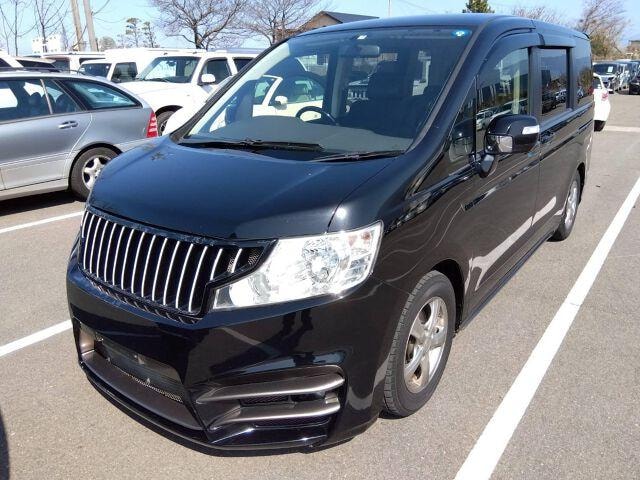 Honda STEPWAGON 2011 — фото автомобиля