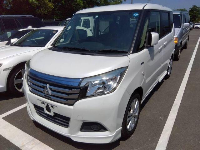 Mitsubishi DELICA D:2 2017 — фото автомобиля