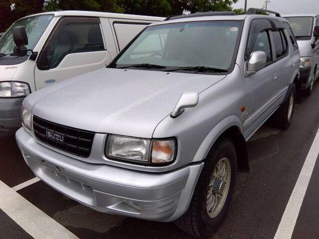 Isuzu WIZARD 1999 — фото автомобиля 1
