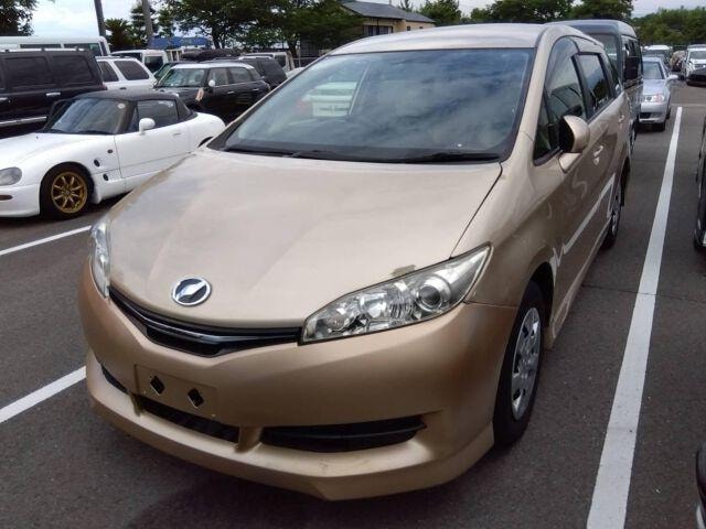 Toyota WISH 2014 — фото автомобиля 1