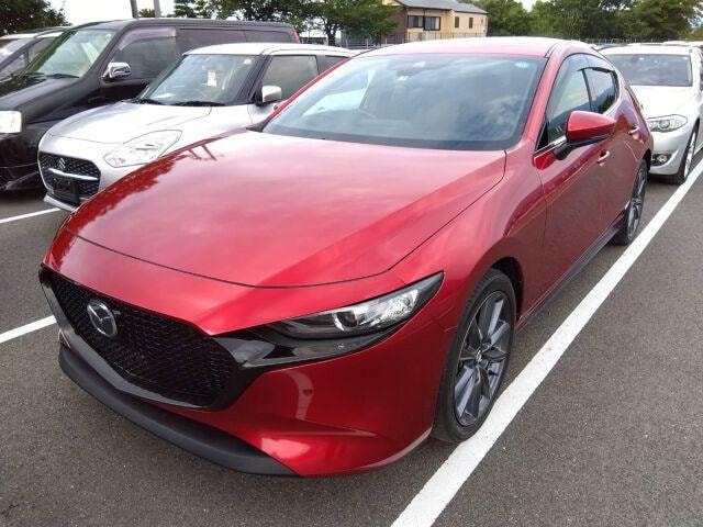 Mazda 3 FASTBACK 2019 — фото автомобиля