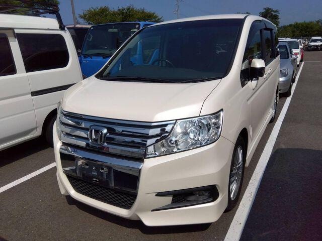 Honda STEPWAGON SPADA 2009 — фото автомобиля 1