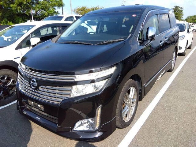 Nissan ELGRAND 2010 — фото автомобиля