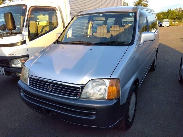 Honda STEPWAGON 1998 — фото автомобиля 1