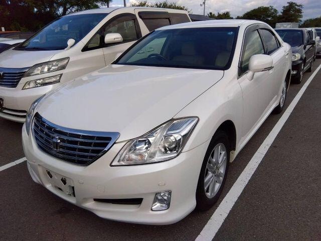 Toyota CROWN 2008 — фото автомобиля 1