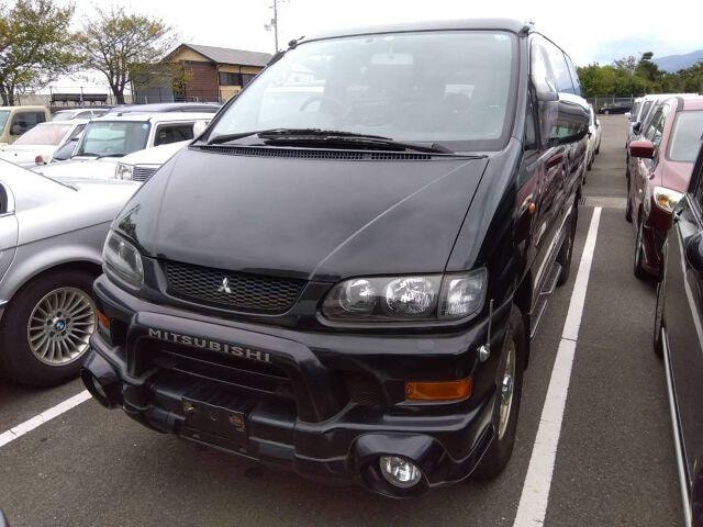 Mitsubishi DELICA SPACE GEAR 2003 — фото автомобиля