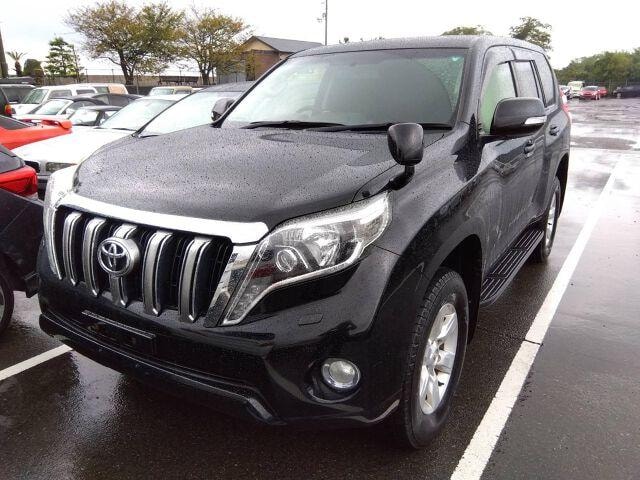 Toyota LAND CRUISER PRADO 2017 — фото автомобиля
