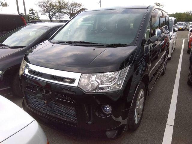 Mitsubishi DELICA D:5 2012 — фото автомобиля