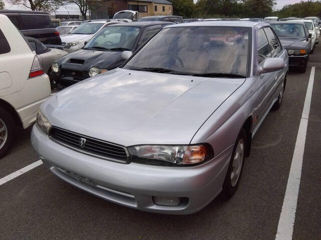 Subaru LEGACY 1996 — фото автомобиля 1