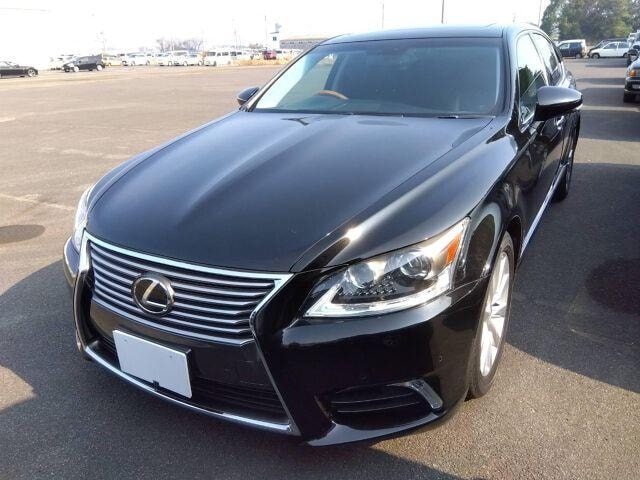 Lexus LS 2014 — фото автомобиля 1