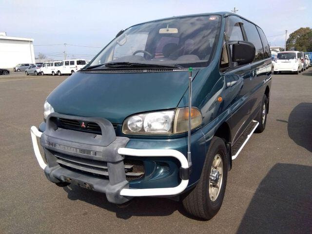Mitsubishi DELICA SPACE GEAR 1994 — фото автомобиля