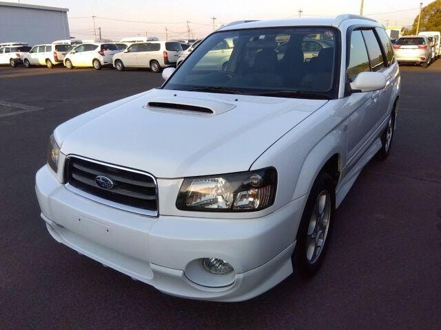 Subaru FORESTER 2002 — фото автомобиля 1
