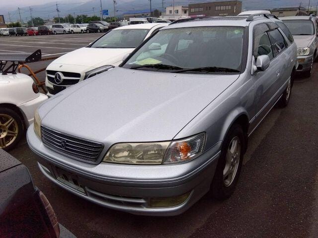 Toyota MARKII QUALIS 1999 — фото автомобиля
