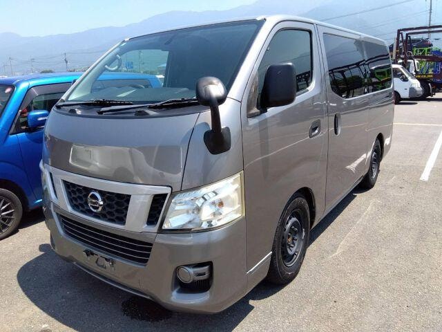 Nissan NV350CARAVAN VAN 2014 — фото автомобиля