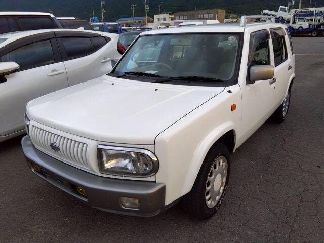 Nissan RASHEEN 2000 — фото автомобиля