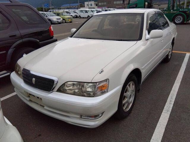 Toyota CRESTA 1998 — фото автомобиля 1