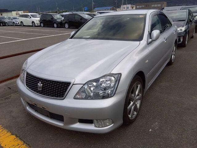 Toyota CROWN 2006 — фото автомобиля 1