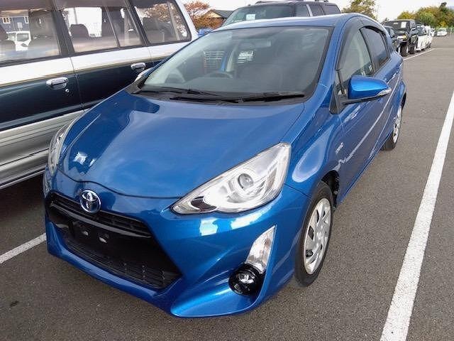 Toyota AQUA 2015 — фото автомобиля 1