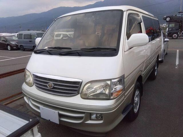 Toyota HIACE WAGON 2000 — фото автомобиля 1