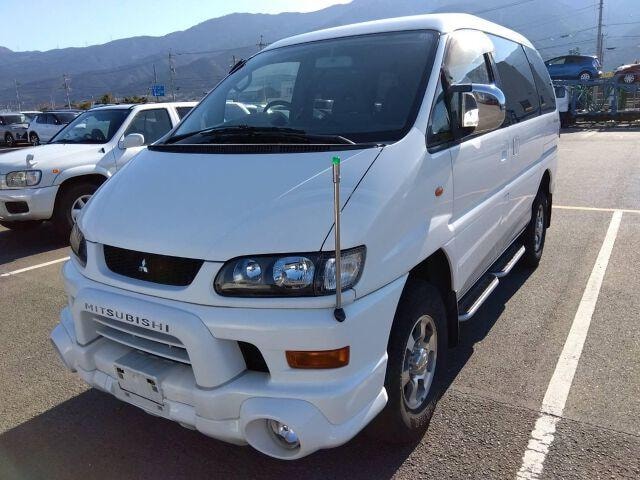 Mitsubishi DELICA SPACE GEAR 2004 — фото автомобиля