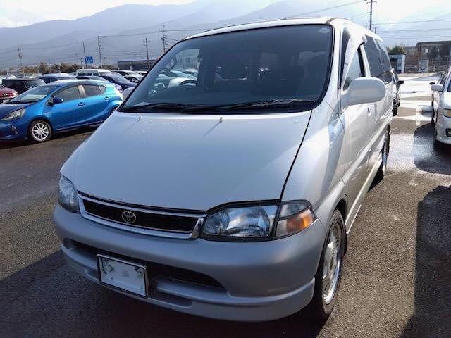 Toyota GRANVIA 1996 — фото автомобиля