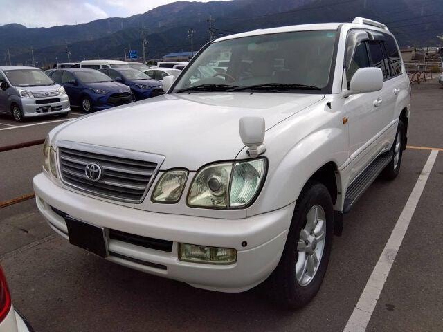 Toyota LAND CRUISER 100 2003 — фото автомобиля