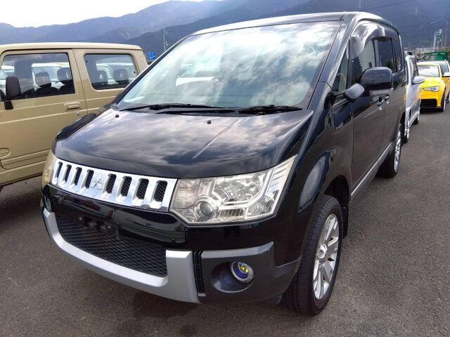 Mitsubishi DELICA D:5 2008 — фото автомобиля