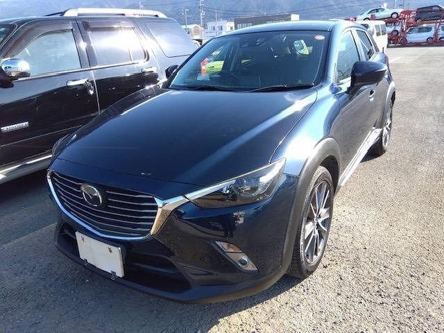 Mazda CX-3 2016 — фото автомобиля 1