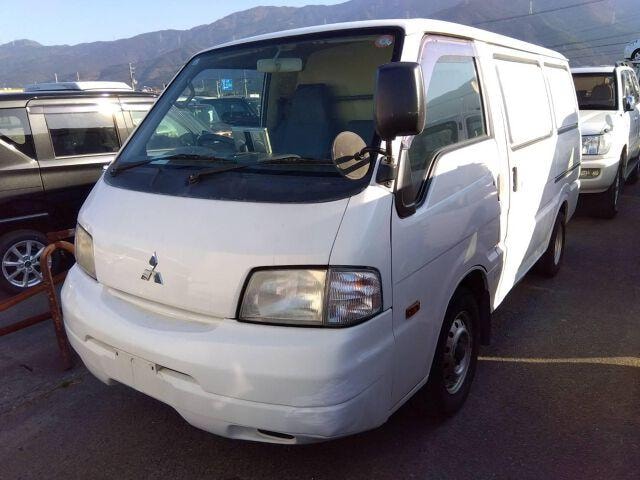 Mitsubishi DELICA VAN 2009 — фото автомобиля
