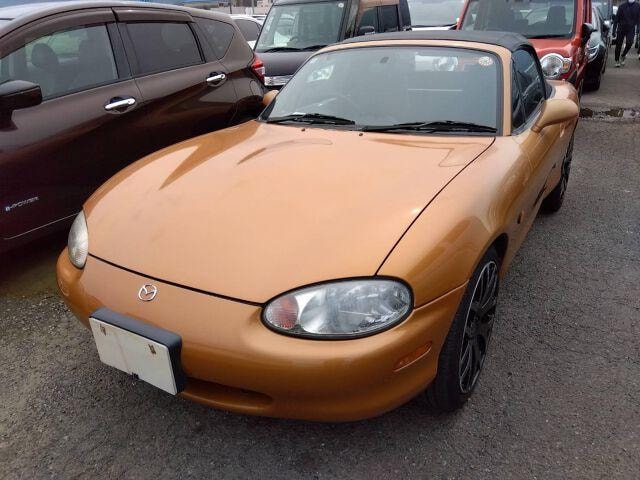 Mazda ROADSTER 1998 — фото автомобиля 1