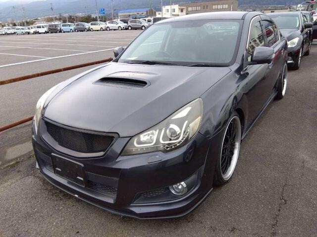 Subaru LEGACY B4 2011 — фото автомобиля 1