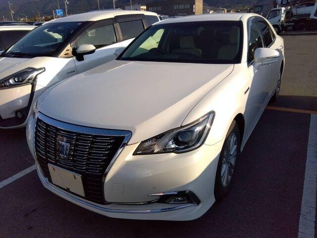 Toyota CROWN HYBRID 2016 — фото автомобиля