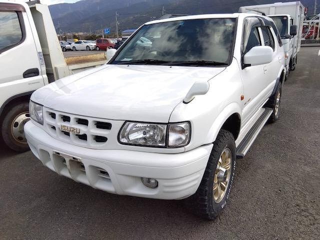 Isuzu WIZARD 2001 — фото автомобиля