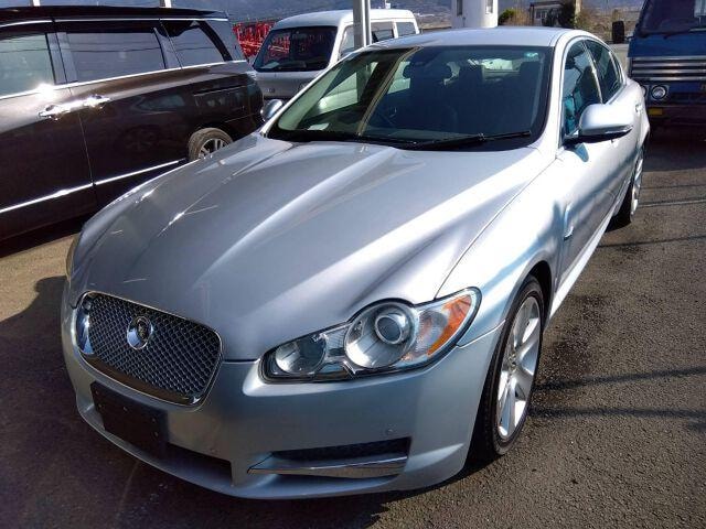 Jaguar XF 2011 — фото автомобиля