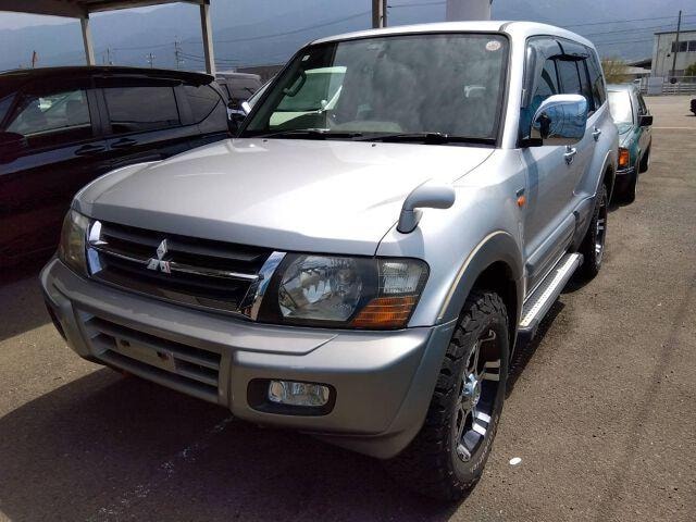 Mitsubishi PAJERO 2000 — фото автомобиля
