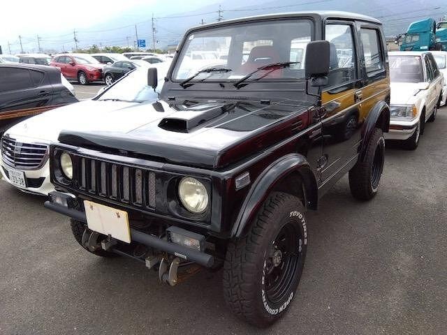 Suzuki JIMNY 1992 — фото автомобиля 1