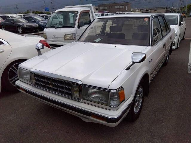 Toyota CROWN 1987 — фото автомобиля 1