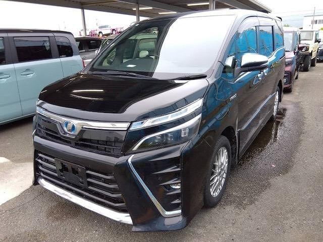 Toyota VOXY 2020 — фото автомобиля 1
