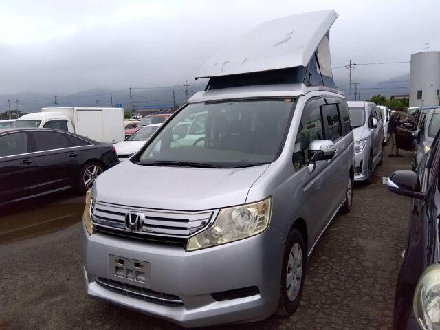 Honda STEPWAGON 2012 — фото автомобиля 1