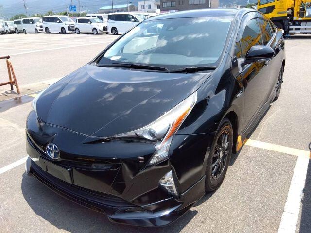 Toyota PRIUS 2016 — фото автомобиля 1