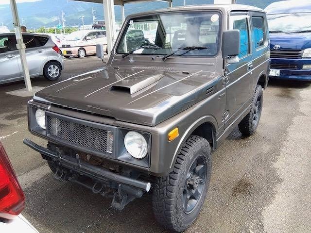 Suzuki JIMNY 1995 — фото автомобиля 1