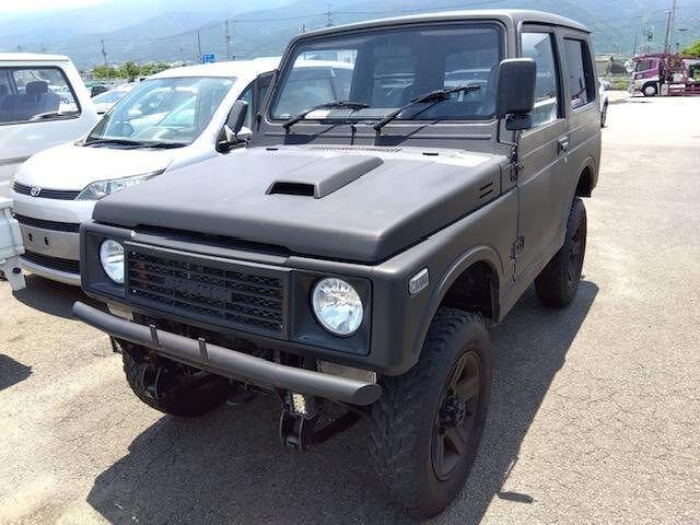 Suzuki JIMNY 1994 — фото автомобиля 1