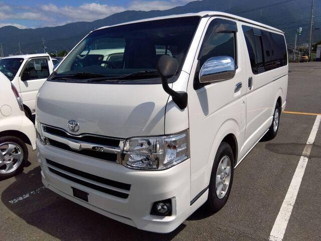 Toyota HIACE VAN 2012 — фото автомобиля 1